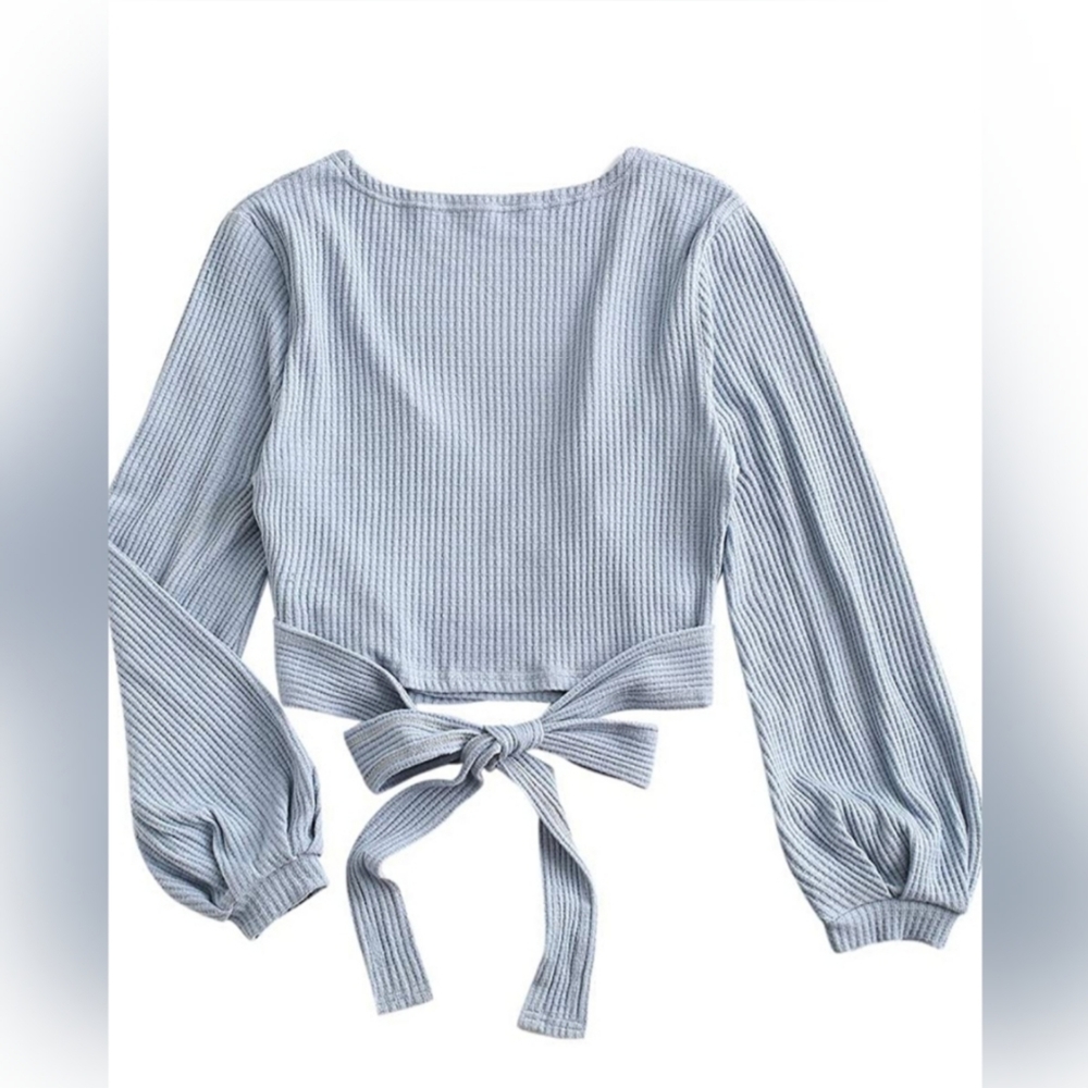 V Neck
Long Sleeve - Picture 2 of 4